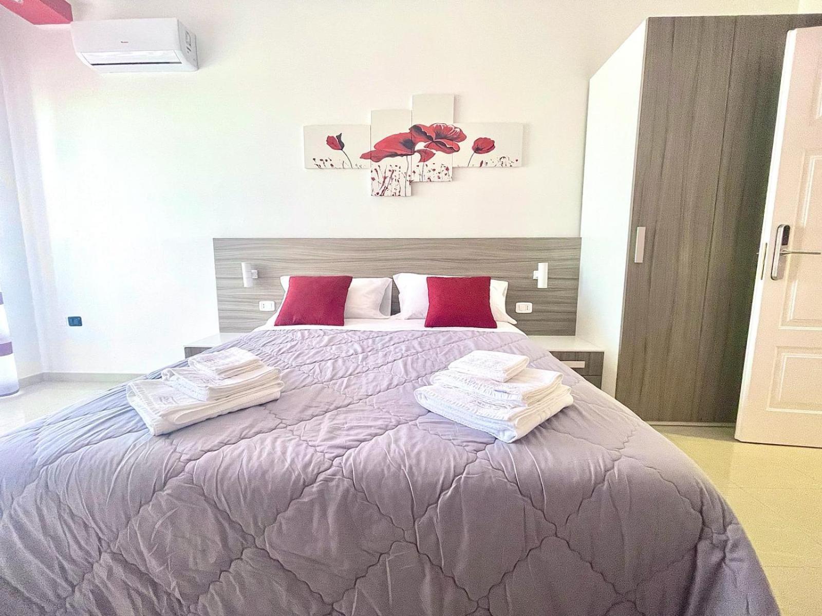 B&B Corso Roma Apricena ภายนอก รูปภาพ