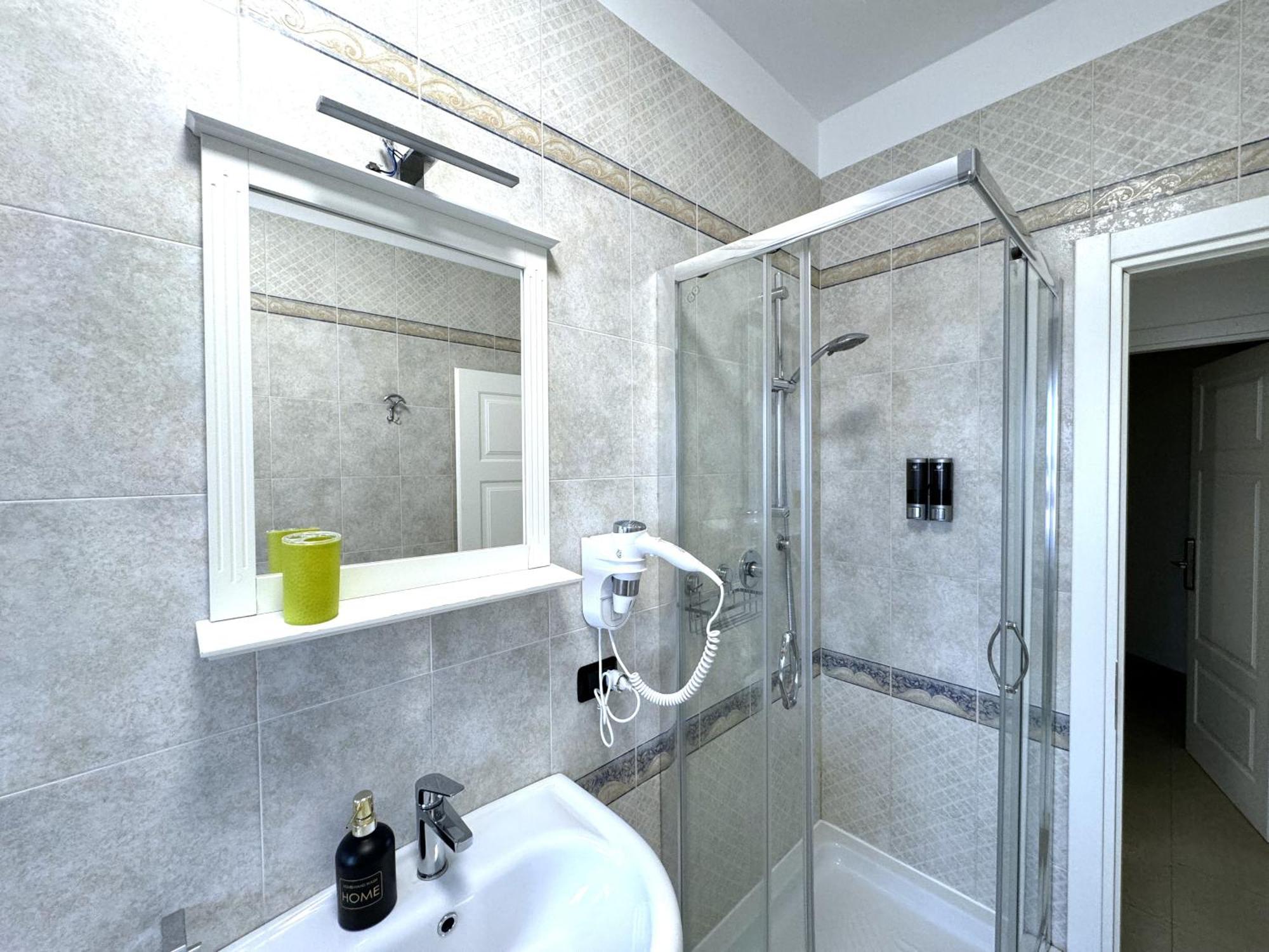 B&B Corso Roma Apricena ภายนอก รูปภาพ